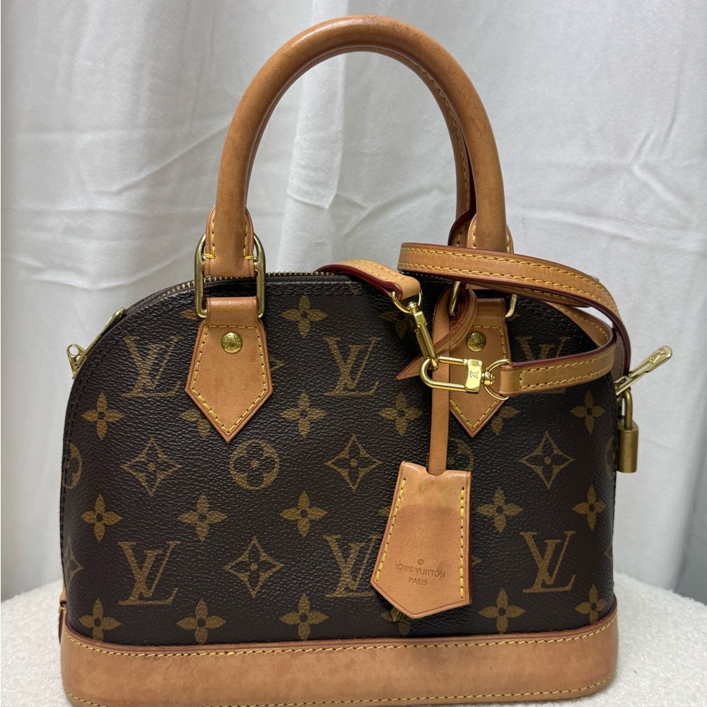 Louis Vuitton Monogram Alma BB Bag